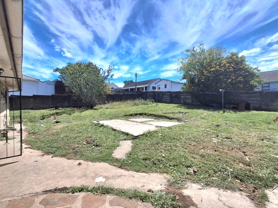 7 Bedroom Property for Sale in Amalinda Eastern Cape